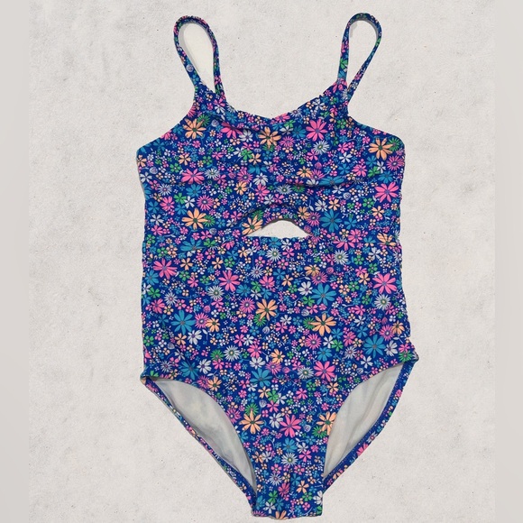 Set of 6 Girls Cat&Jack 1-Piece Swimsuits- Size Medium (8) - Picture 13 of 15